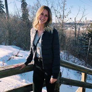 Meet your Posher, Hailey